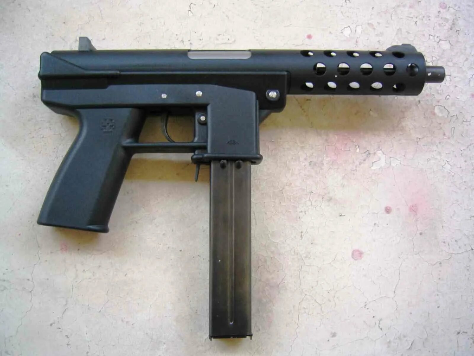 Тек компакт. Intratec Tec-dc9 автомат. Tec-9, Tec-dc9, kg-99.