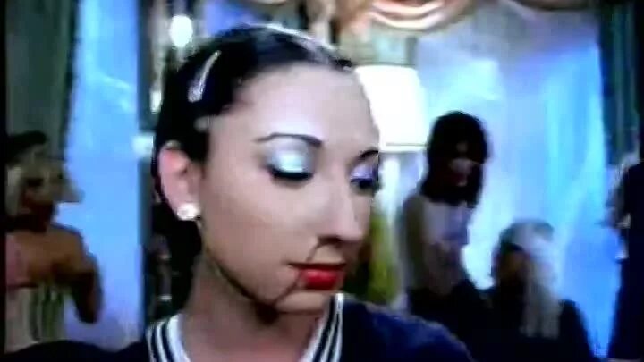 Модо айн цвай. Солист группы мо до. Фабио фриттелли. Клип ай цвай полицай. Фабио фриттелли похороны.