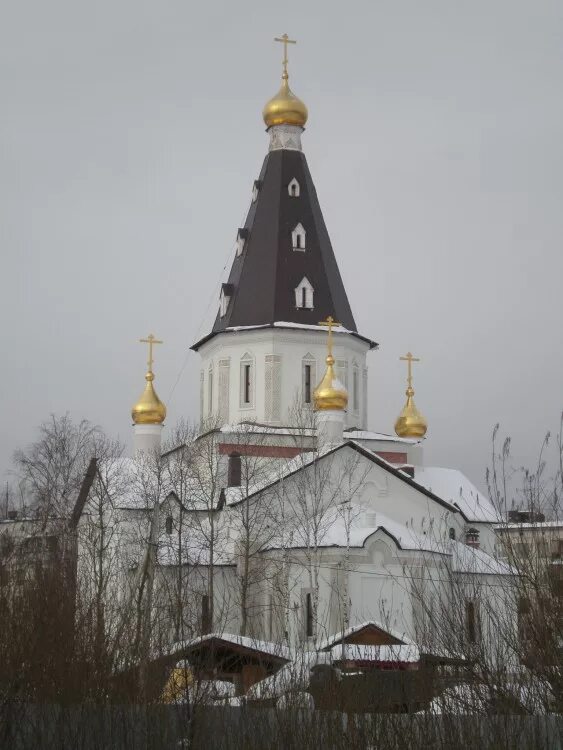 Храм ксении петербургской медвежьи озера. Церковь ксении петербургской в медвежьих озерах. Церковь ксении петербургской медвежьи озера. Церковь ксении петербургской медвежьи озера. Церковь медвежьи озера балашиха фото.