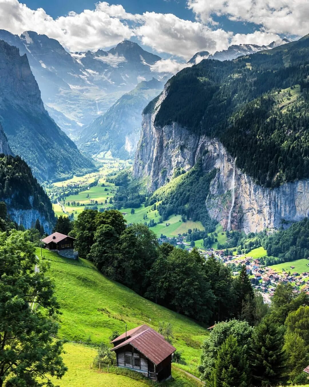 Со швейцарии. Бёрн оберланд швейцария. Гриндельвальд швейцария летом. Швейцария альпы цюрих. Женева альпы.