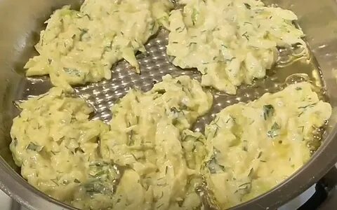 Капуста с кефиром на сковороде