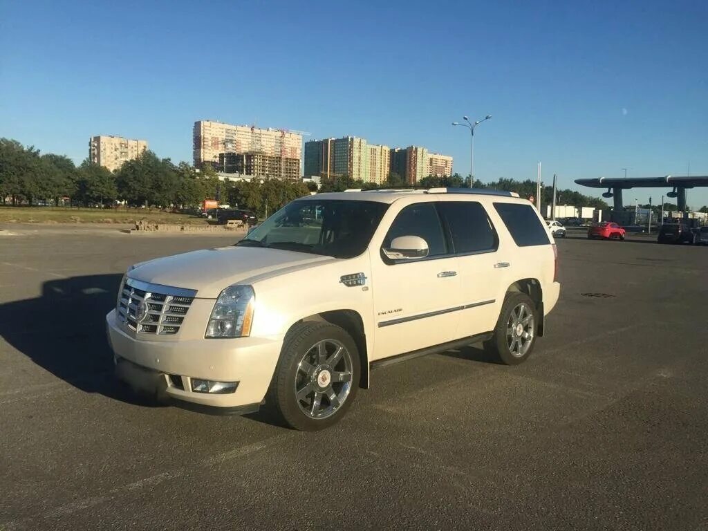 Escalade 2013. Escalade 2013. Кадиллак большой внедорожник. Cadillac escalade esv. Кадиллак escalade esv 2013.