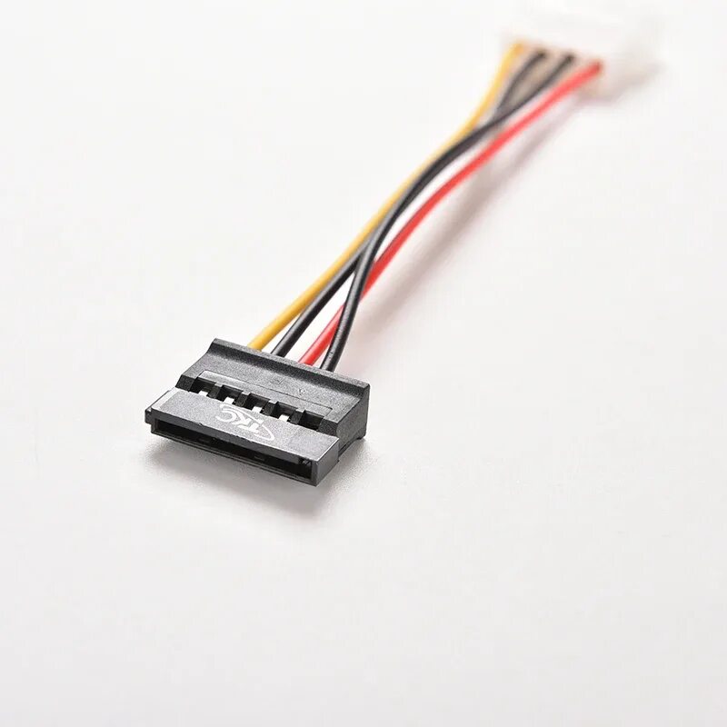 Переходник питания жесткого диска sata. Ide 4-пин (molex). кабель для питания жесткого диска 2pin sata. 4 pin hdd power sata power. molex 4 pin sata 15 pin.