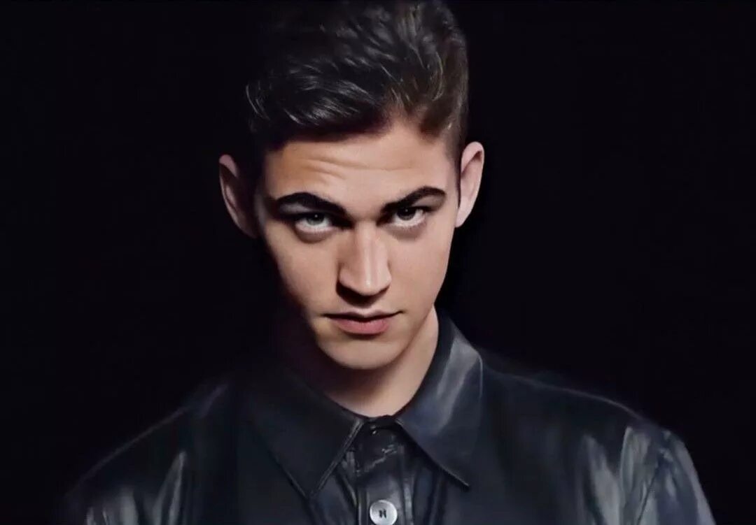 Джордж тиффин фото. Хардин скотт. Хардин последнее. Хардин скотт. Харжин скорт.