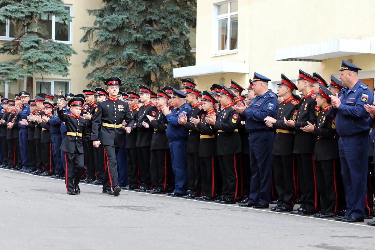 Новости сву на украине. Тверское Суворовское военное училище. Тверское Калининское Суворовское военное училище. Суворовское военное училище Тверь. Тверь военное училище Суворовское Министерства обороны.