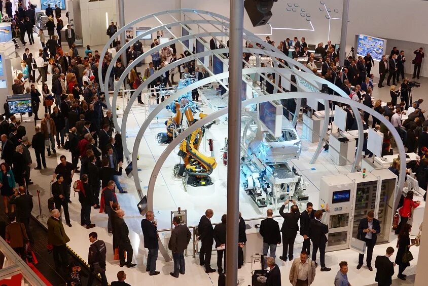 самая большая выставка. самая большая выставка. картины айвазовского в москве в третьяковке. самая большая выставка. музей третьяковская галерея айвазовский.