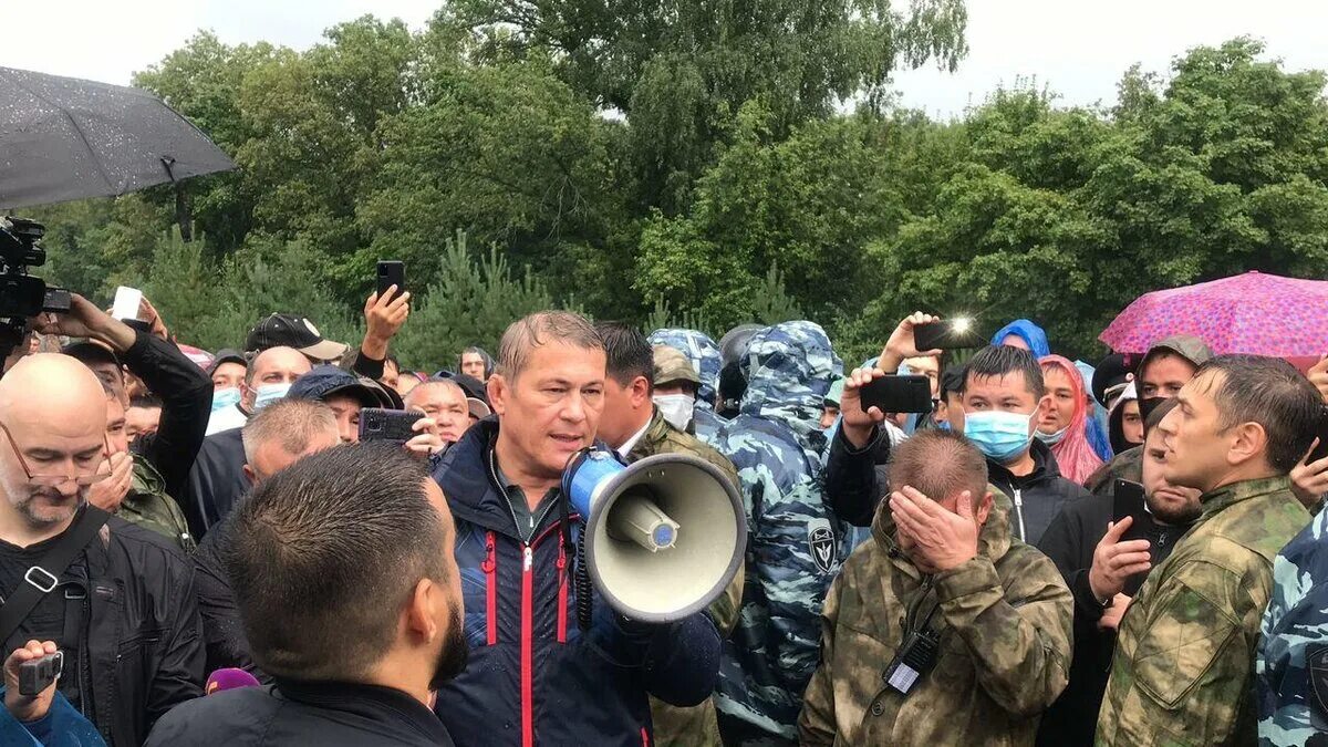 Шихан куштау протесты. Митинг в башкирии 2020 куштау. Куштау башкирия протесты. Куштау омон. Защита куштау в башкирии.