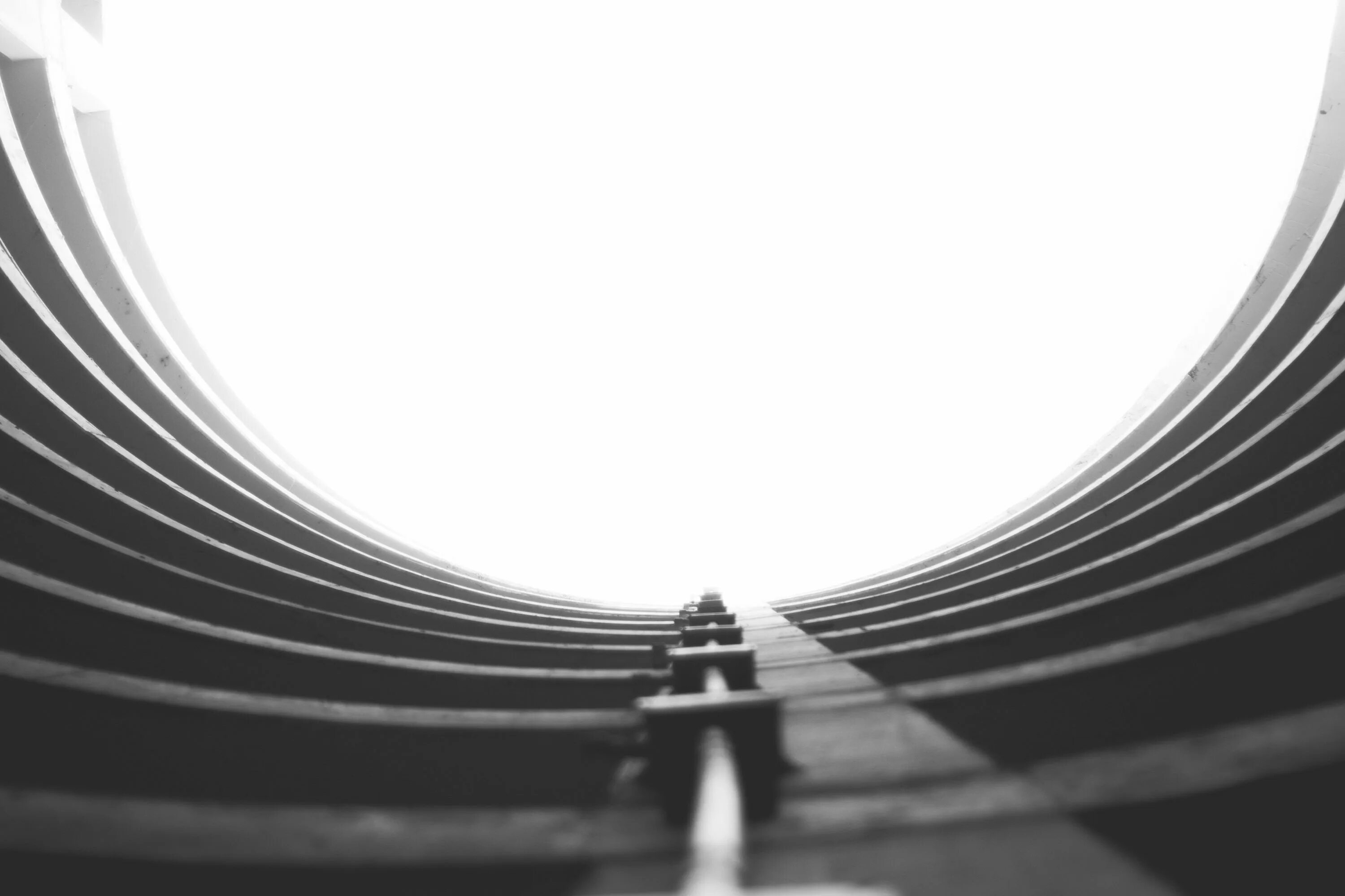 Мешающие линии. Черно белые линии. абстракция чб. абстракция линии. черно белые полосы.