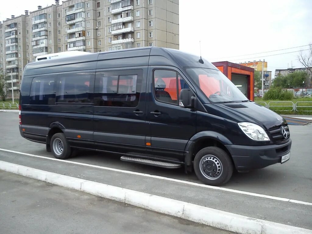 Пассажирский автобус. Higer 35 мест. Мерседес спринтер на 25 мест. Заказ автобуса для перевозки людей. Перевозка пассажиров.