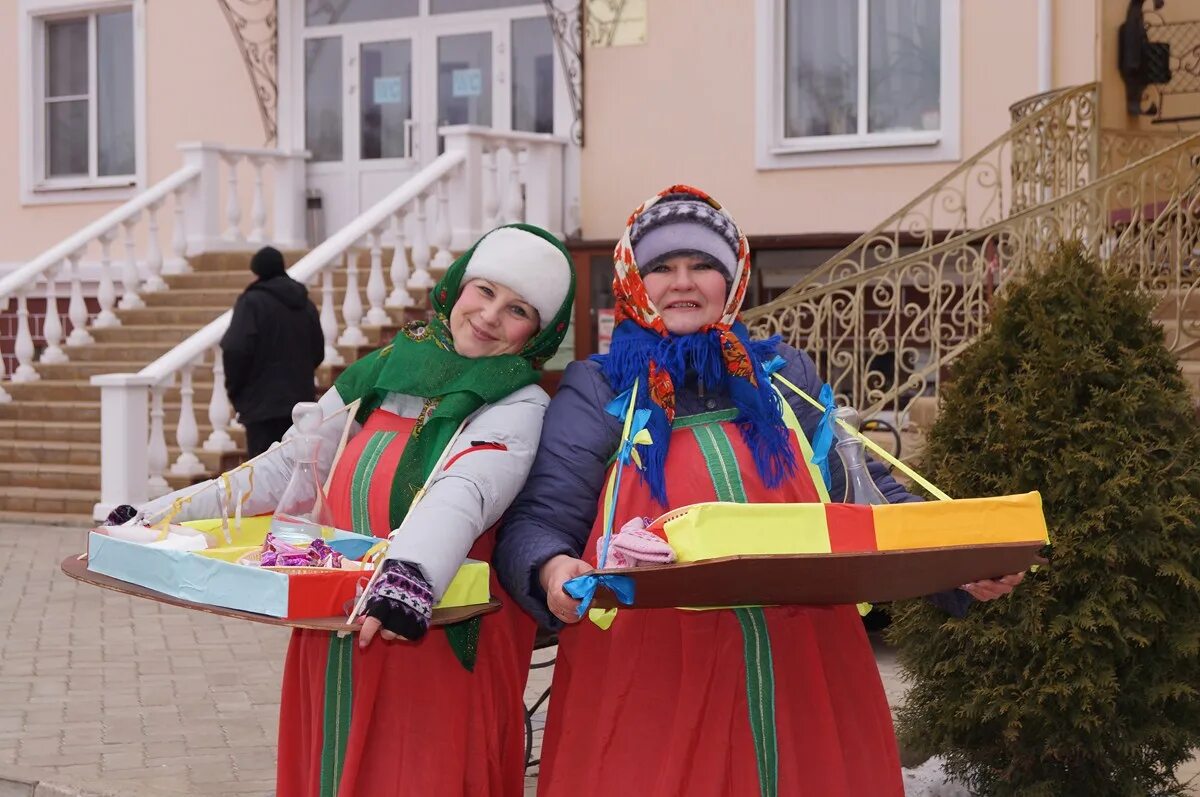 масленица в павловском ковровского района. масленица в усадьбе марьино 2022. масленица усадьба. масленица в усадьбе деда мороза. витославлицы масленица 2023.