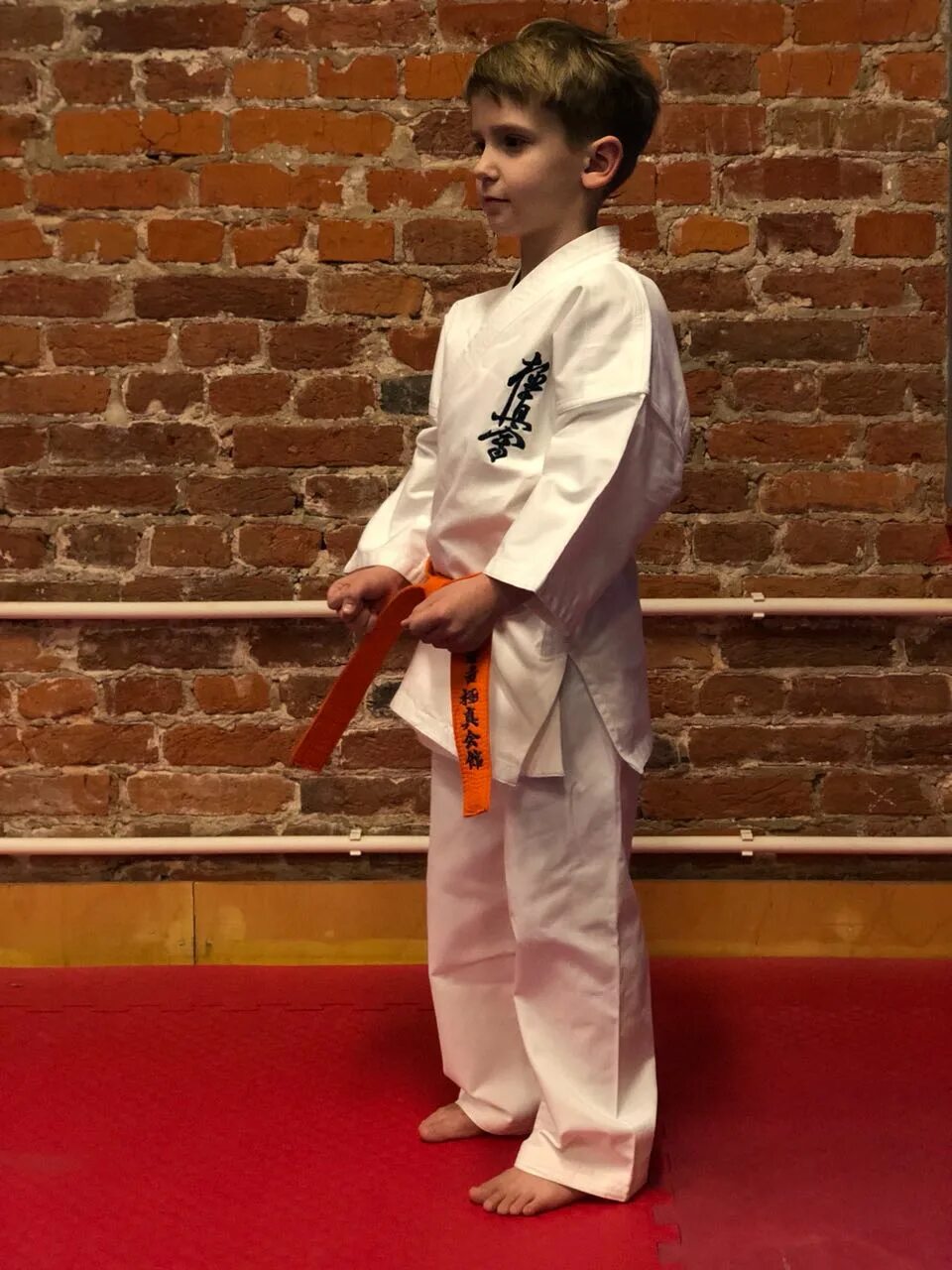 Эстетика каратэ киокусинкай. Кимоно каратэ руссо. Кимоно рэй спорт киокушинкай. Kyokushinkai karate кимоно. Kyokushinkai karate кимоно.