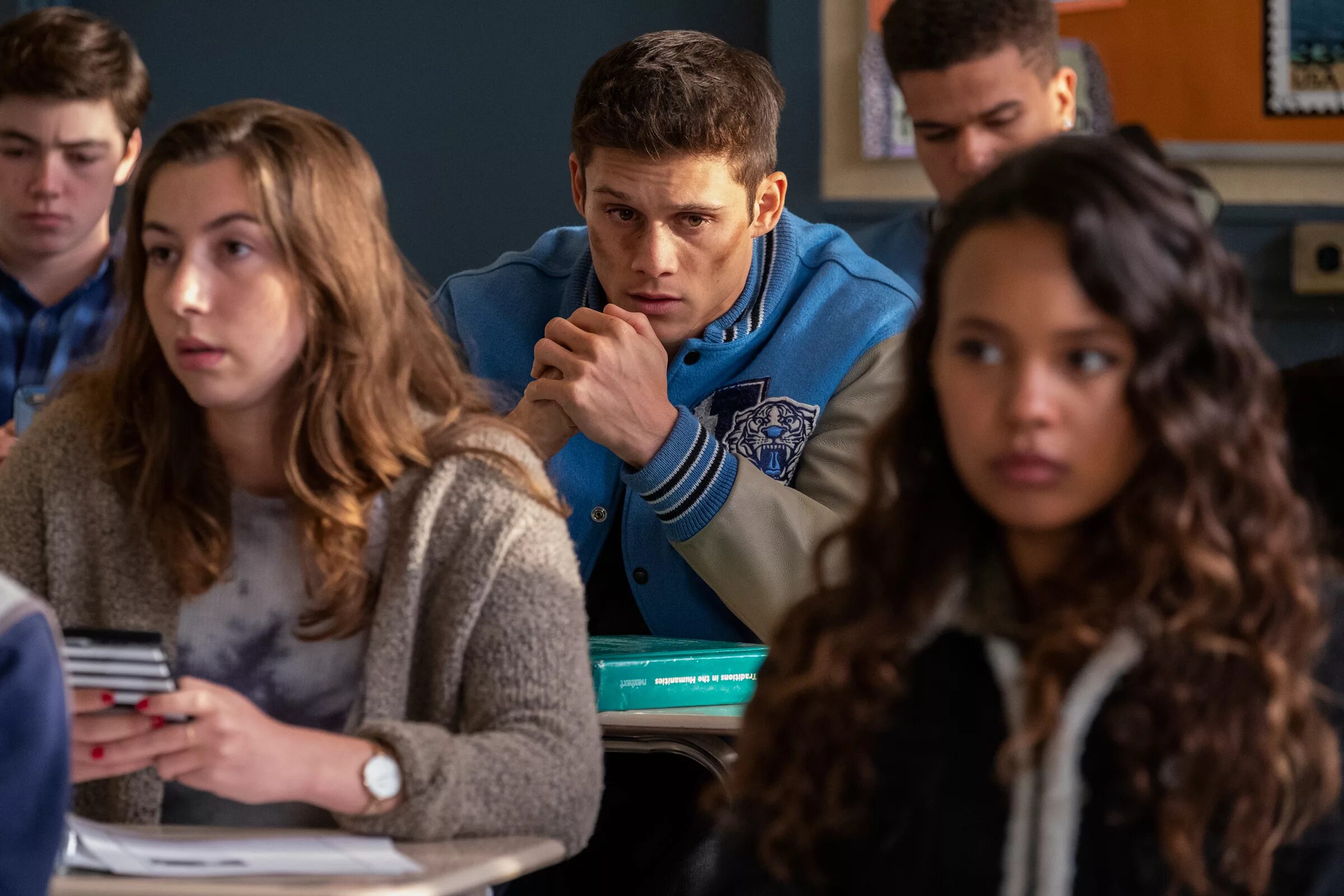 13 причин почему дата выхода. Тимоти гранадерос 13 причин. 13 reasons why сериал. монти 13 reasons why. монтгомери 13 причин.