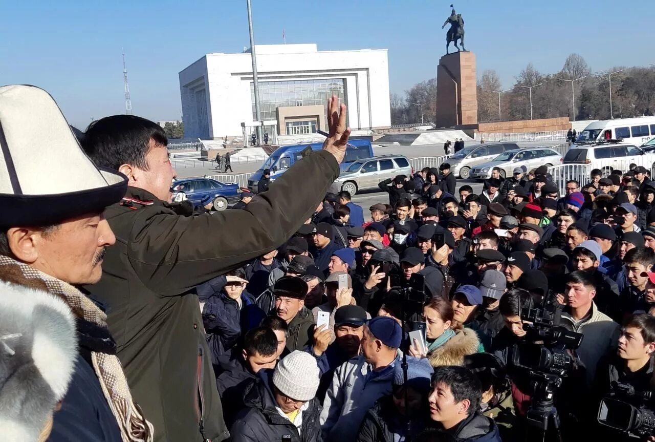 Кыргызстан против