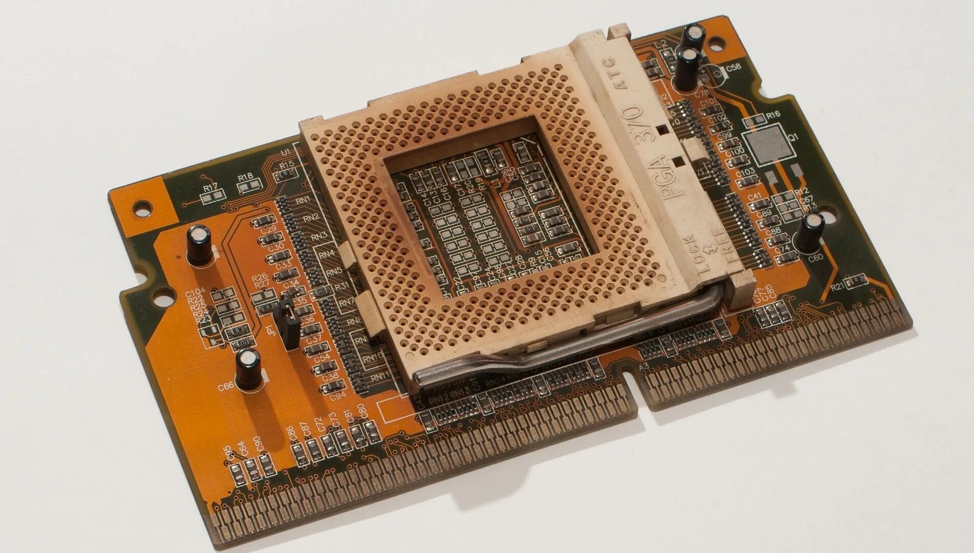 Переходник сокета. Переходник Slot 1 Socket 370. Переходник ASUS s370 Slot-1. Slot 1 сокет. Slot1 - Socket 370 Adapter.