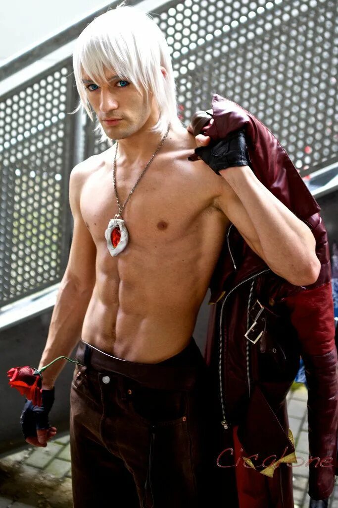 Мужской косплей. Данте cosplay. данте dmc 2013 косплей. леон чиро косплеер. косплей данте из devil may cry.
