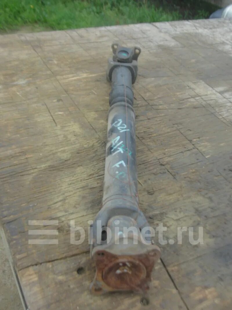Купить крестовину на передний кардан на terrano pr50 в хабаровске. Террано 2021 передний кардан. Карданный вал ниссан. Карданный вал nissan terrano r50. Задний кардан terrano r50.