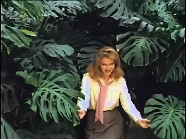 Ведьмина вода чародеи слушать. Чародеи фильм 1982 алёна ведьма. ирина отиева чародеи. чародеи фильм ведьма речка. чародеи ведьмина вода.