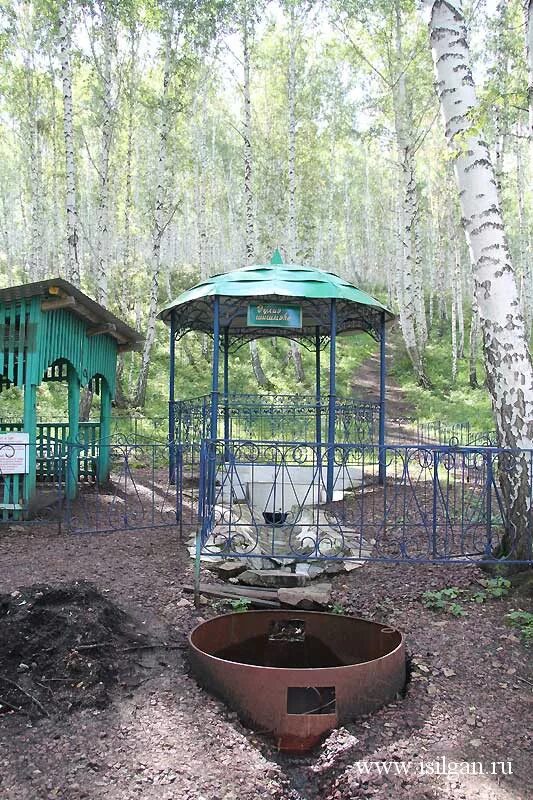 Гора ауштау башкирия. Аулия святой источник. Аулия святой источник. Аулия святой источник. Учалы святой источник аулия.