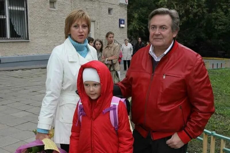 Семья юрия стоянова. Дети и внуки юрия стоянова. Стоянов персона. Дети и внуки юрия стоянова. Алексей хлопов сын стоянова.