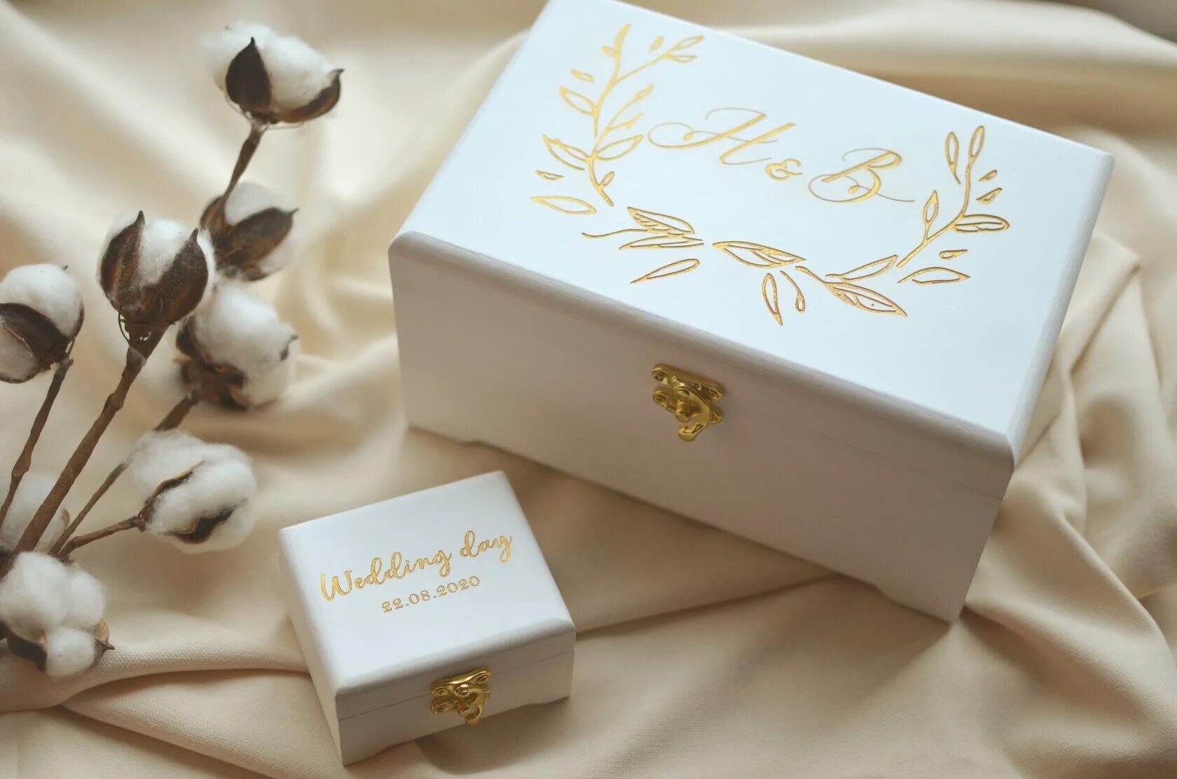 Wedding box. Свадебный сундучок для денег. Свадебные коробки. Коробка для конвертов на свадьбу. Сундук для денег на свадьбу рустик.