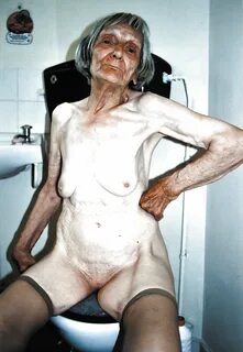 Gran granny mature old wrinkly 5 - Photo #13 / 23 @ x3vid.com