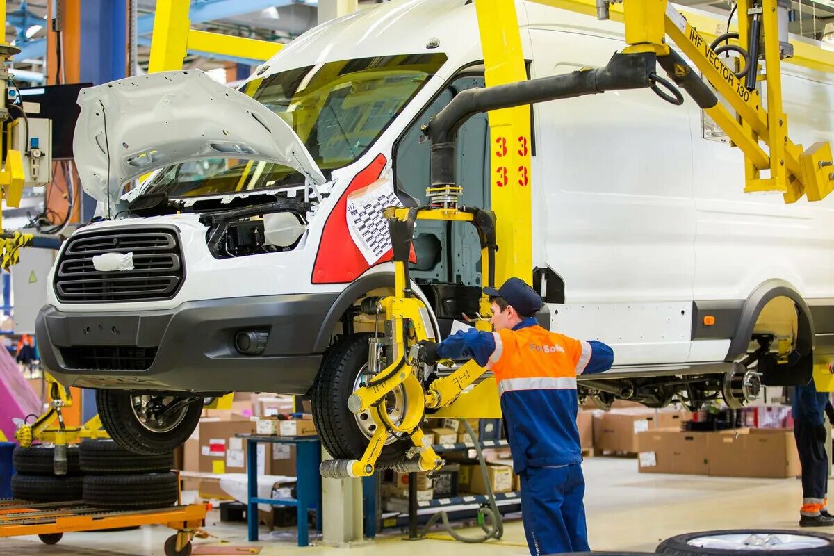 Peugeot boxer 2023. Коммерческие авто. Volkswagen комтранс. Пежо боксер электромобиль. Лучшие коммерческие автомобили.