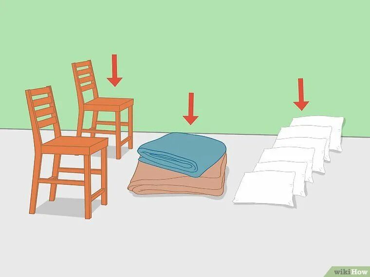 Как поставить 2 стула. Домик из подушек без стульев. Домик из стульев и одеял и подушек. Идеи для домика из подушек. Домик из подушек для детей.