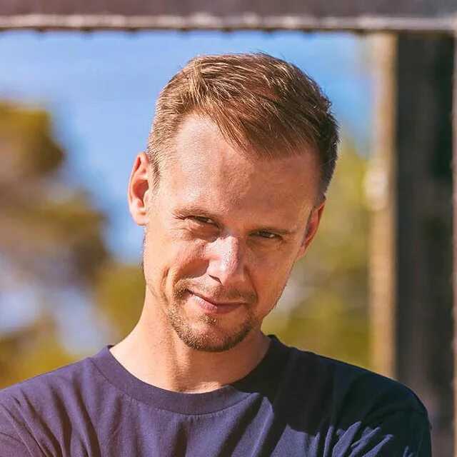 Ютубе армин. Армин ван бюрен. реми ван бюрен. армин ван бюрен фото. armin van buuren imagine 2008.