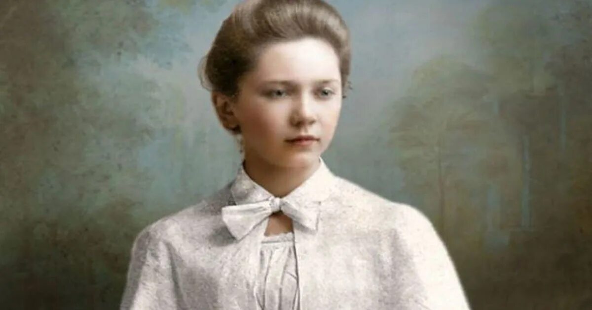 Смольный институт благородных девиц санкт-петербурга 18 век. Последний выпуск смольного института благородных девиц. Выпускница института благородных девиц. Гимназистки смольного института. Смольный институт благородных девиц 19 век.