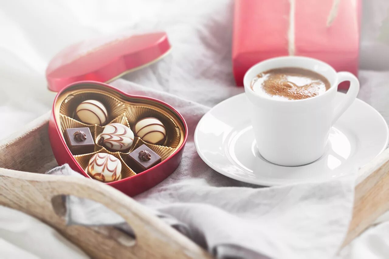 Кофе сладости фото Pin by Mahdi. Ekmail on Coffee Gourmet coffee, Chocolate coffee, Chocolate tea