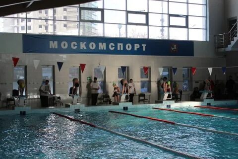 Молния бассейн лобненская
