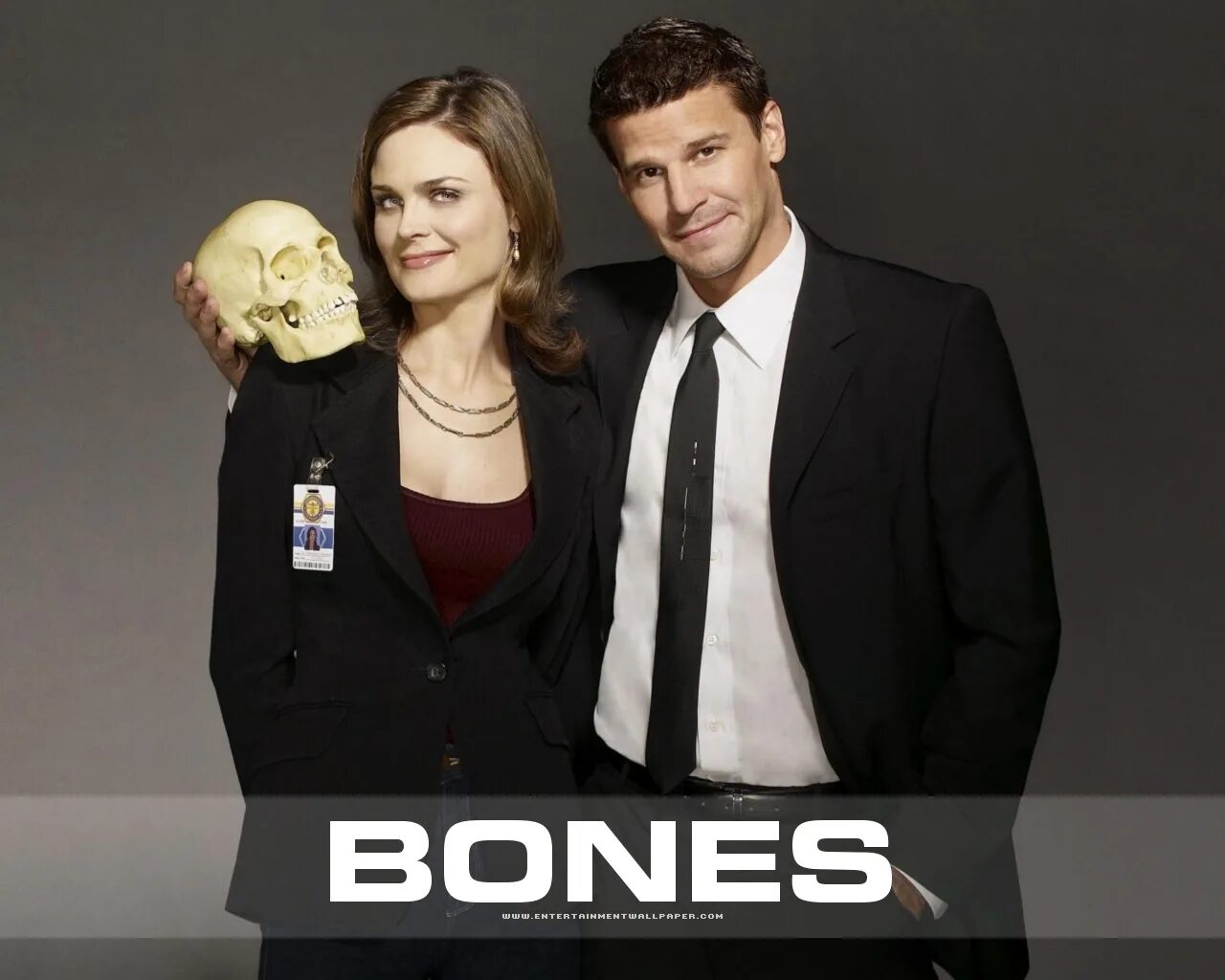 Кости. Сериал кости серия Bones. Кости Купер. Сериал кости отец Бреннан.