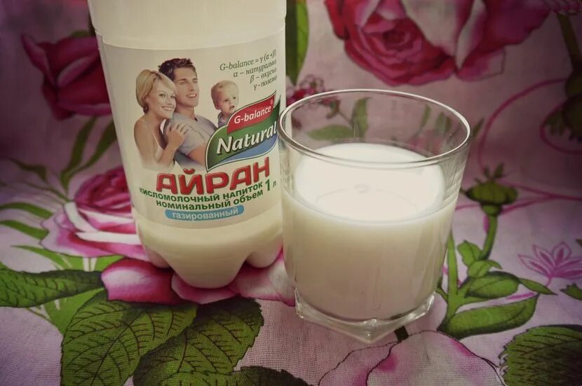 Забродивший айран. Айран кисломолочный напиток. кисломолочные продукты тан айран. айран это кисломолочный продукт. кисломолочный напиток тан айран.