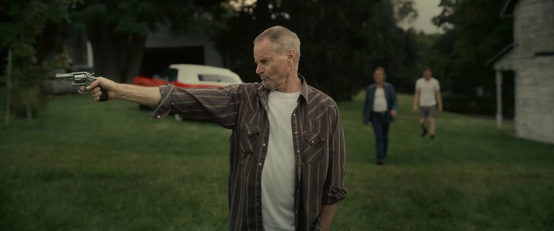 холод в июле 2014. холод в июле фильм. холод в июле фильм. давайте поохотимся фильм 2014. холод в июле (cold in july) 2014.