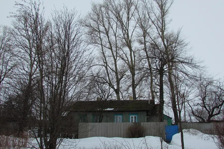 Пенькозавод краснодарский край. Каневской пенькозавод. Заброшенный кирпичный завод станица каневская. Орловская область урицкий р-н поселок пенькозавод. Поселок пенькозавод орловская область.