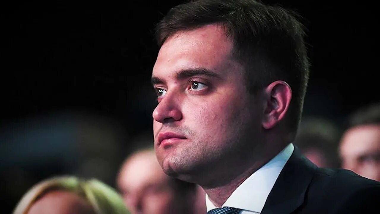 Сын губернатора красноярского края артем. Сын губернатора. Сын губернатора. Сын губернатора красноярского края. Натаров антон сергеевич.