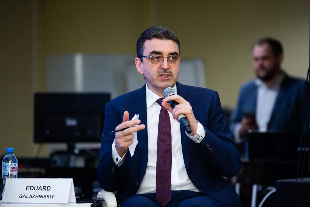 Эдуард галажинский томск. Ректор томского государственного университета. Эдуард галажинский томск. Галажинский томск ректор тгу. Эдуард галажинский томск.