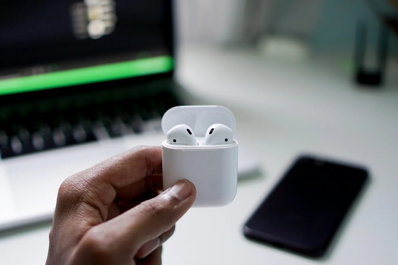 Airpods 3 дата. Наушники беспроводные Apple AIRPODS 2. Наушники Apple аирподс про 2. Apple AIRPODS 1. Беспроводные наушники AIRPODS 3.