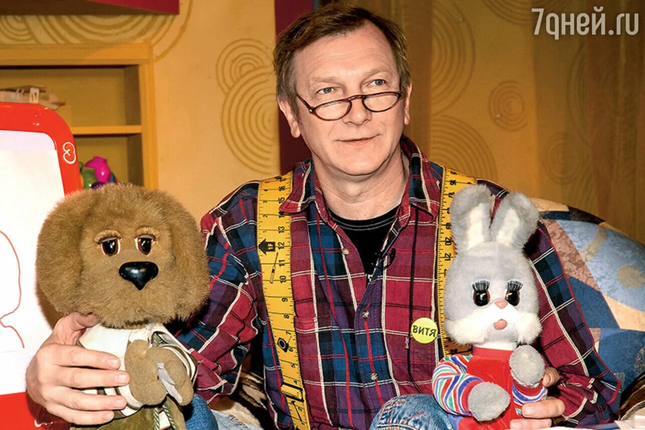 Хрюша и степашка оксана федорова. Дмитрий маликов -ведущий спокойной ночи малыши. Спокойной ночи малыши ведущие 2020. Спокойной ночи малыши дядя витя. Анна михалкова спокойной ночи малыши 2002.