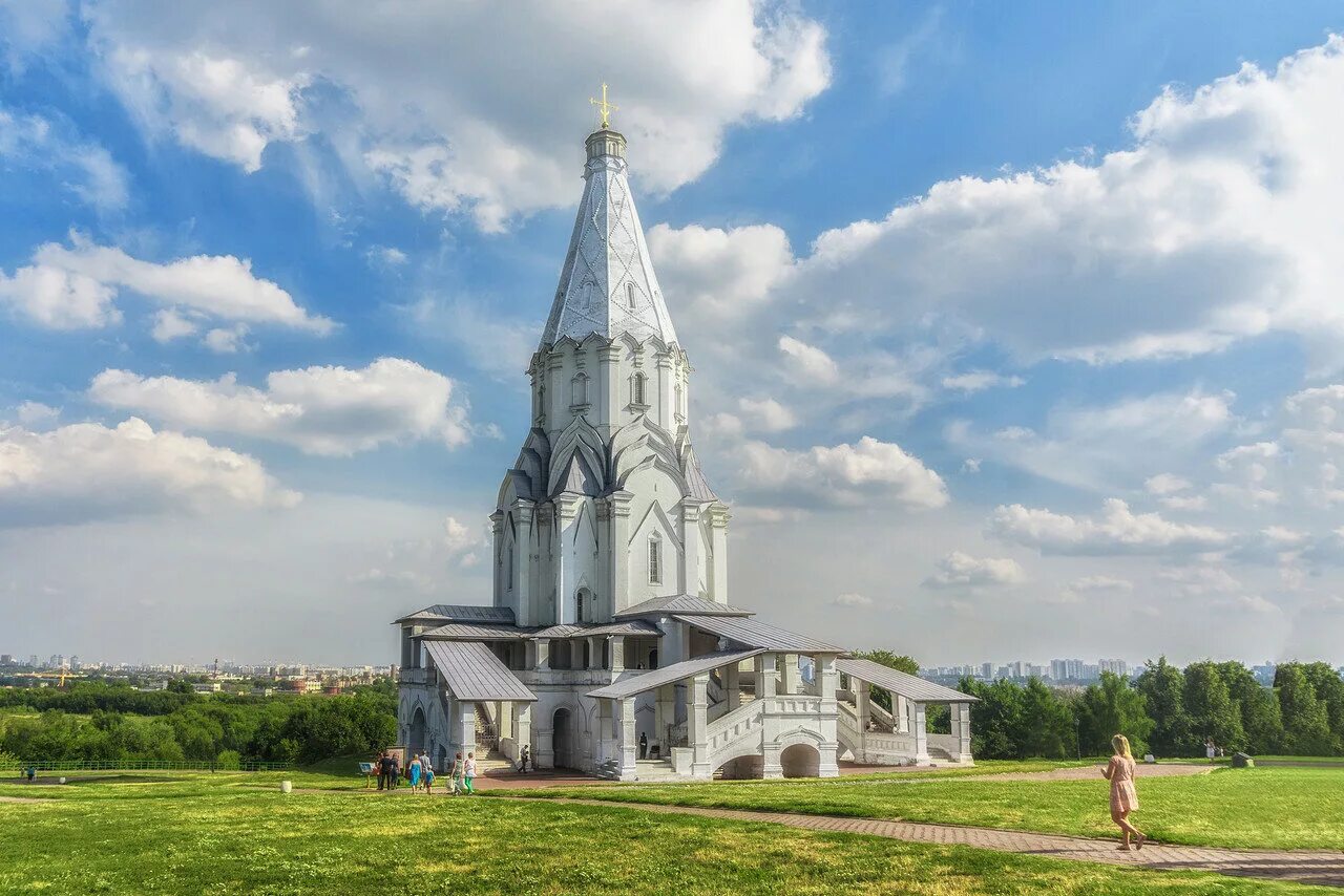 Парк Коломенское Церковь Вознесения. Музей-заповедник Коломенское Москва. Коломенское музей-заповедник парк. Парк усадьба Коломенское.