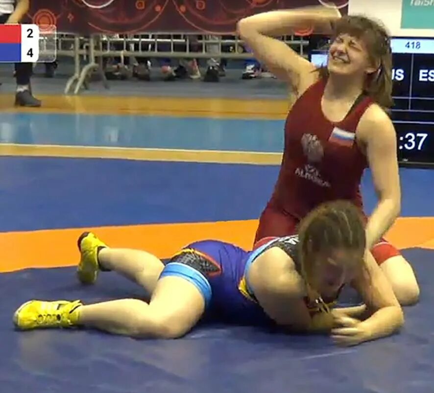 2024. борьба девушек. первенство по вольной борьбе среди девушек. первенство по вольной борьбе среди девушек. девочки борцы.