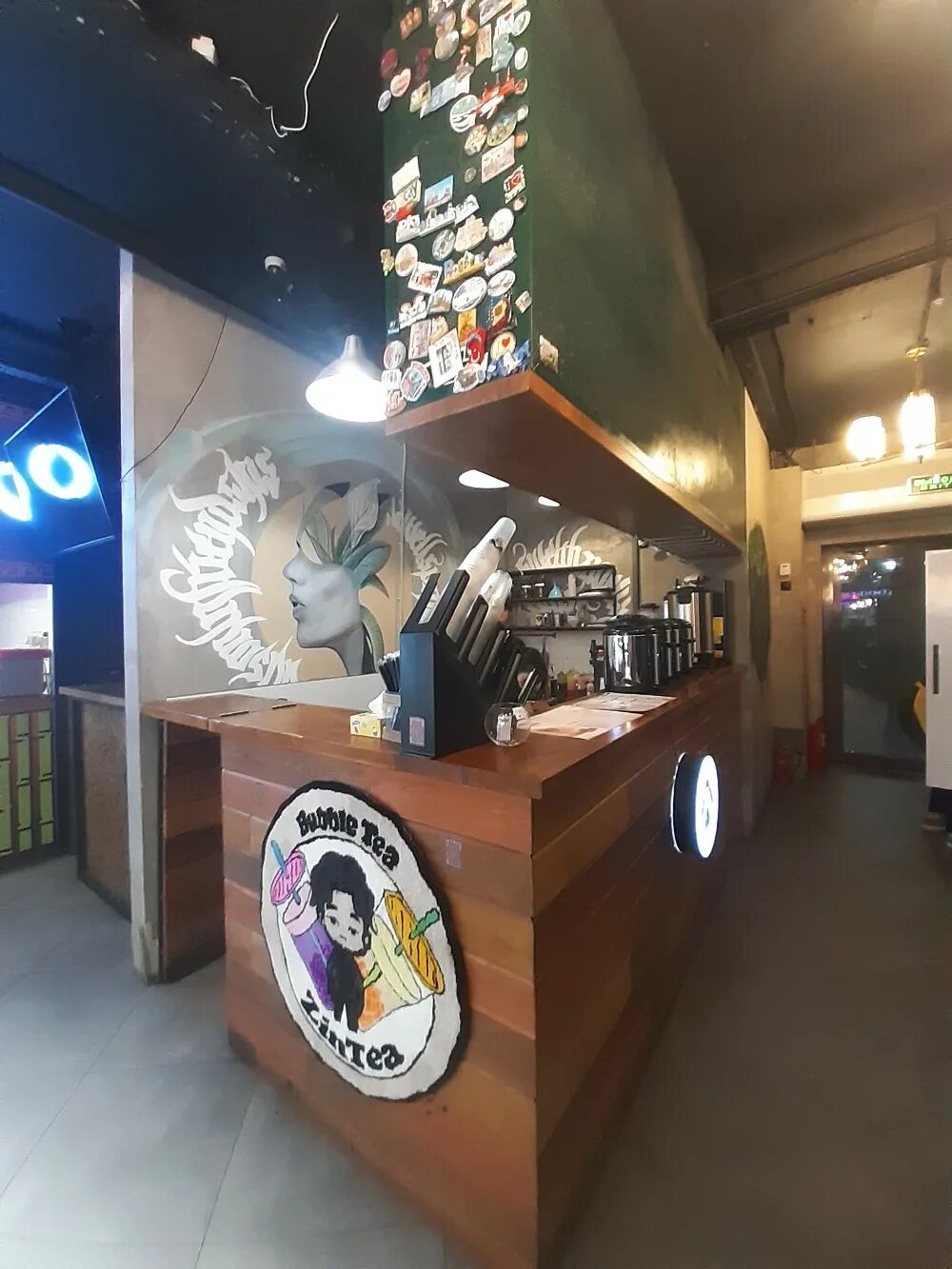 москва закрывает рестораны