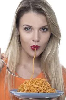 Женщина паста