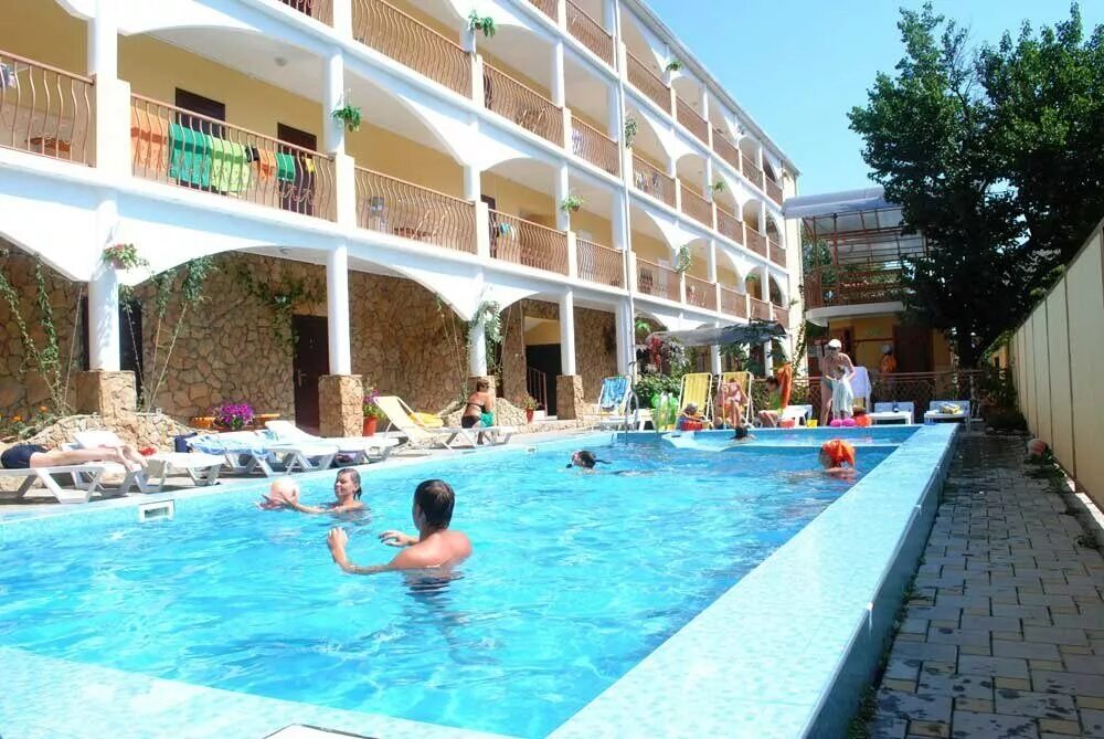 гостиница ностальжи анапа. отель джемете в анапе ностальжи. гостиница ностальжи джемете. ностальжи анапа джемете. джемете проспект гостиница ностальжи.