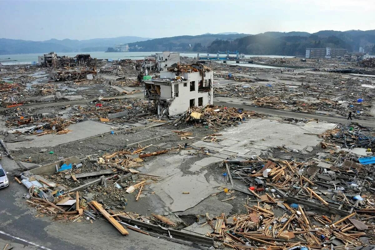 Катастрофа ужасный. АЭС Фукусима-1 ЦУНАМИ. Японии на АЭС «Фукусима-1». Фукусима 1 авария. Землетрясение в Японии 2011 Фукусима.