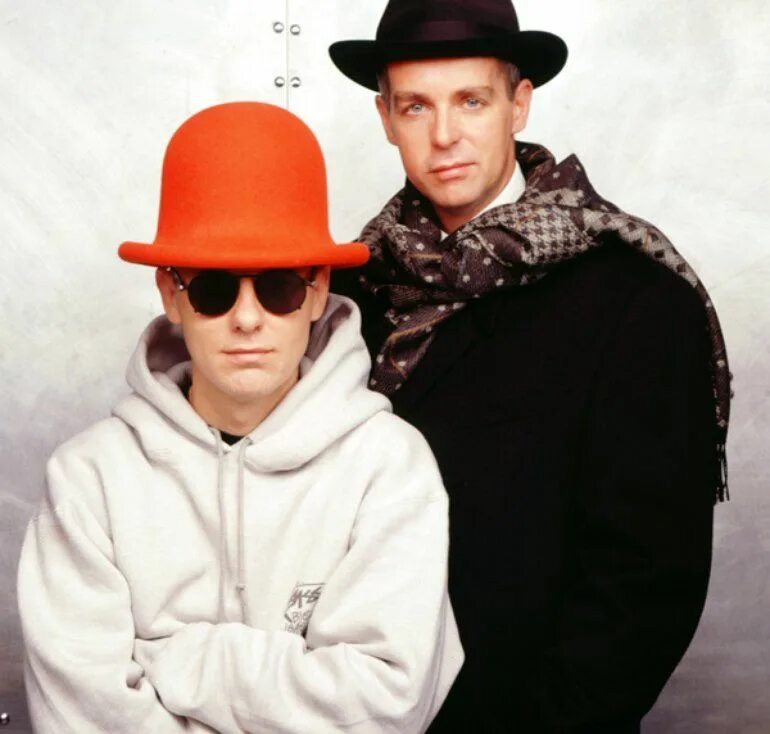 Пет шоп бойс 90. Группа Pet shop boys. Pet shop boys в молодости. Pet shop boys группа сейчас. Pet shop boys фото группы.