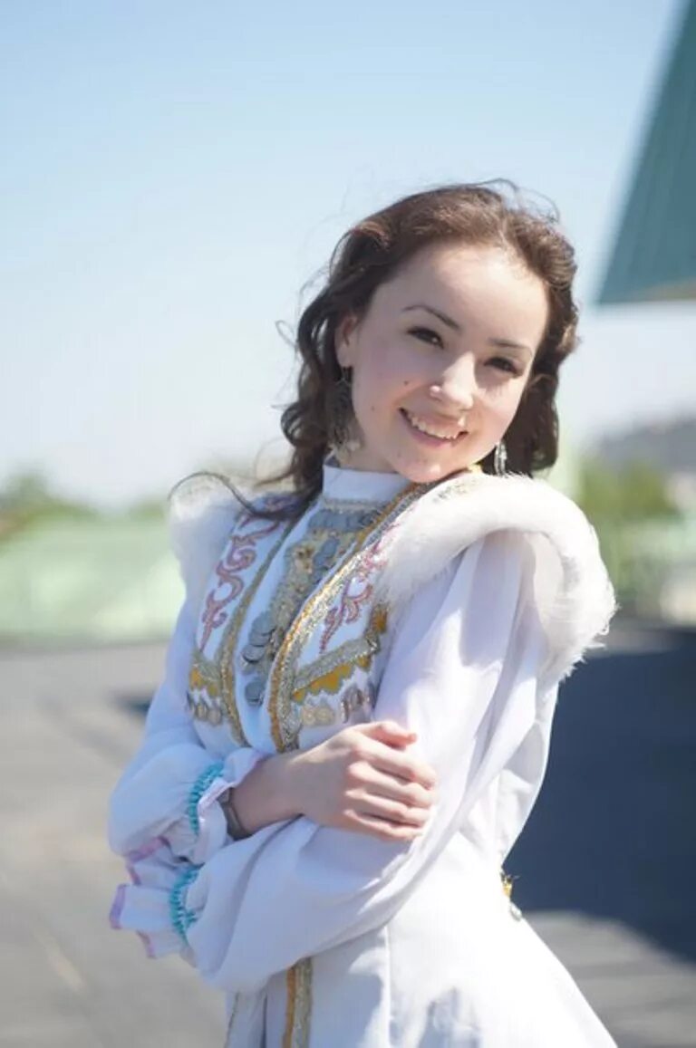 Красавицы башкирки. Башкирка. Красивые башкирские девушки. Башкирка. Башкиры внешность башкирии.