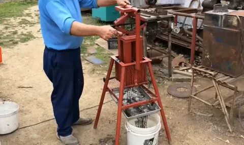 Самодельный пресс для опилок
