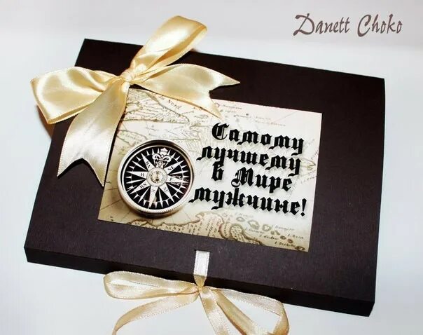 шуточные медали. поздравления с днём рождения женщине спортсменке. комплимент спортсмену. оригинальные комплименты. поздравление с наградой открытка.