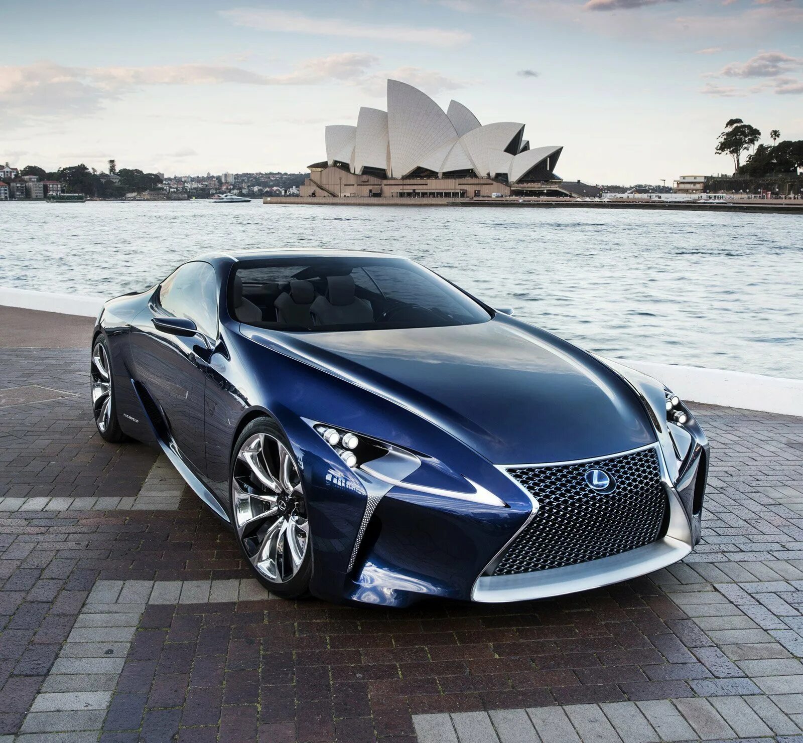 Высокие иномарки. Lexus lc500. Лексус LF LC 500. Lexus LC 500 Concept. Lexus спорткар lc500.